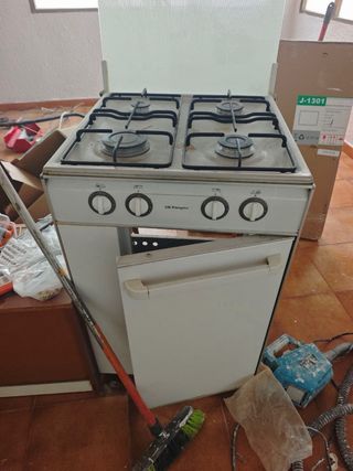 Cocina de gas 4 fuegos