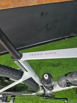Orbea Terra Race M21ELTD 2026