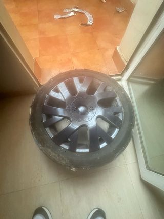Llanta Citroen C4