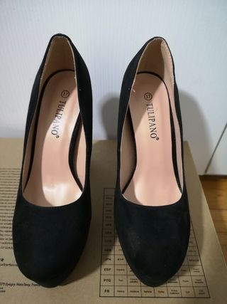 Scarpe eleganti scamosciate nere con tacco alto