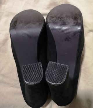 Scarpe eleganti scamosciate nere con tacco alto