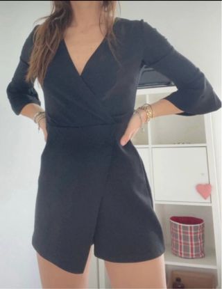 Tuta jumpsuit nera Bershka