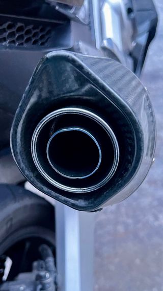 Escape LeoVince Honda XADV 750