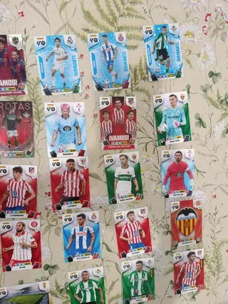 Cartas fútbol Adrenalyn LaLiga 2025-26