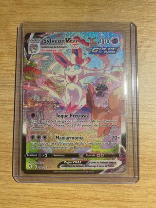 Sylveon VMAX 212/203 Carta Pokémon