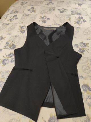 Ropa de mujer variada, T.38 a 42. COMPLEMENTOS (1)