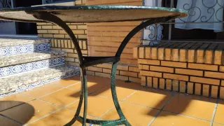 Mesa antigua forja jardín