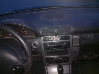 Mercedes-Benz Clase C 2001