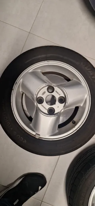Llantas y tapa Ford Fiesta Rs Turbo