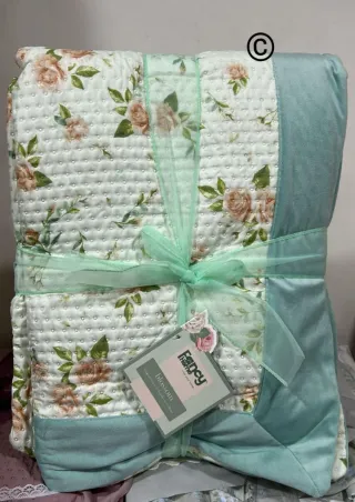 Copriletto  floreale