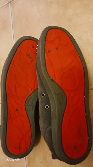 Zapatillas con tachuelas