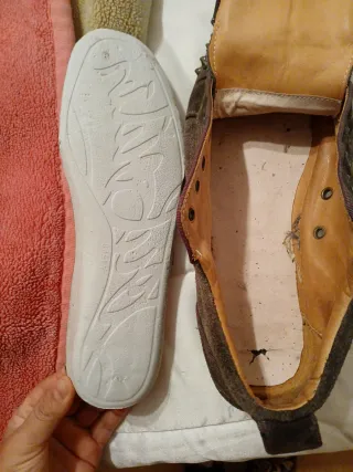 Zapatillas con tachuelas