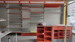 Estanterías metálicas para tienda