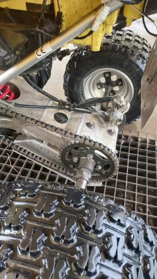 Suzuki LTZ 400 Amarillo