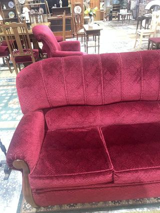 SOFÁ Y 2 SILLONES
