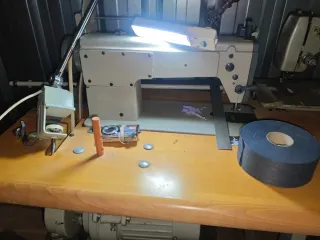 Máquina de coser industrial Wertheim