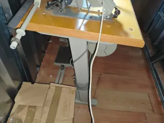 Máquina de coser industrial Wertheim