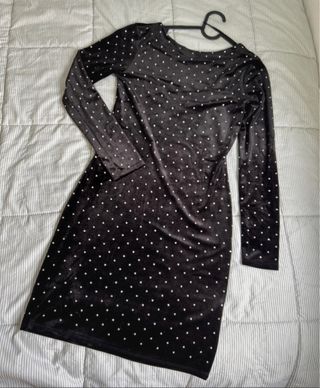 Vestido Terciopelo Negro Tachuelas