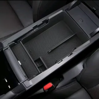 Bandeja organizadora reposabrazos Mazda 3