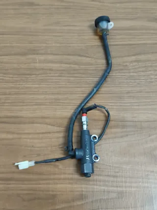 RIEJU MARATHON BOMBA FRENO