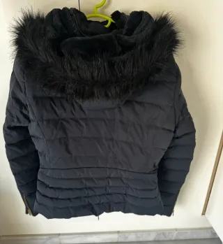 Cazadora acolchada Zara con capucha