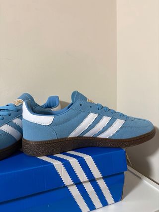 Zapatillas Adidas Spezial Azul y Blanco