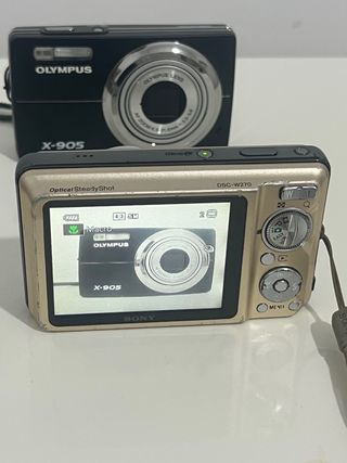 Sony Cyber-shot 12.1 MP Cámara Digital