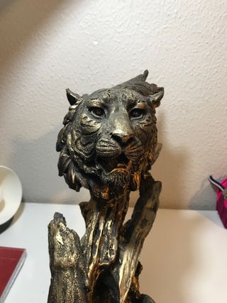 Cabeza de Tigre bestia feroz y poderosa