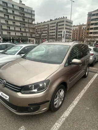 Volkswagen Touran 2012