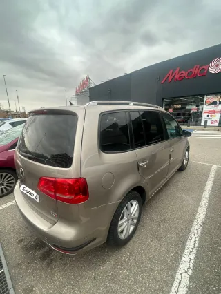 Volkswagen Touran 2012