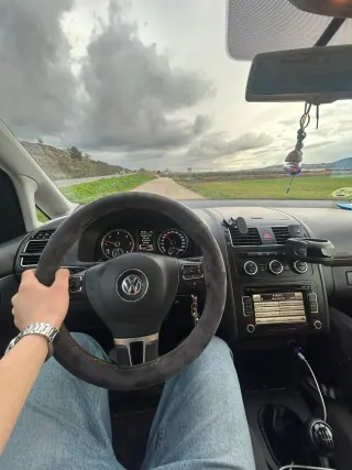 Volkswagen Touran 2012