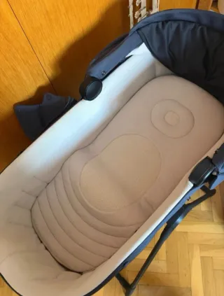 Capazo Inglesina azul