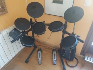 Batería Electrónica Alesis Turbo