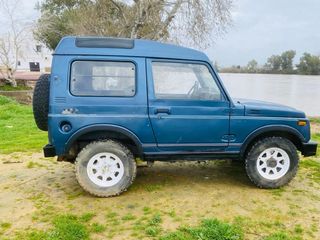 Suzuki Samurai 1990