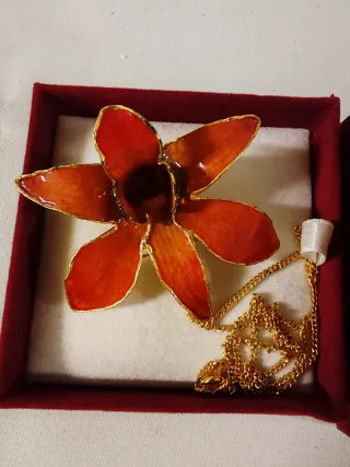 Broche Colgante Queen Orchid Baño Oro 24k