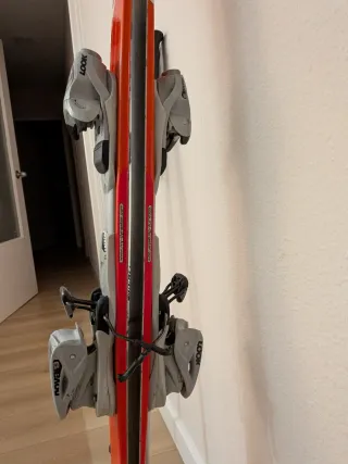 Esquís Dynastar Agyl Vec 160cm + Bastones