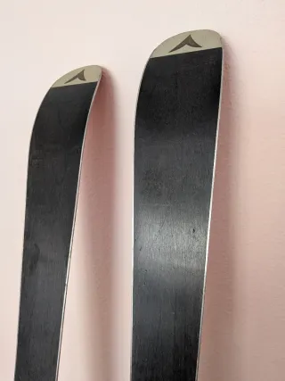 Esquís Dynastar Agyl Vec 160cm + Bastones