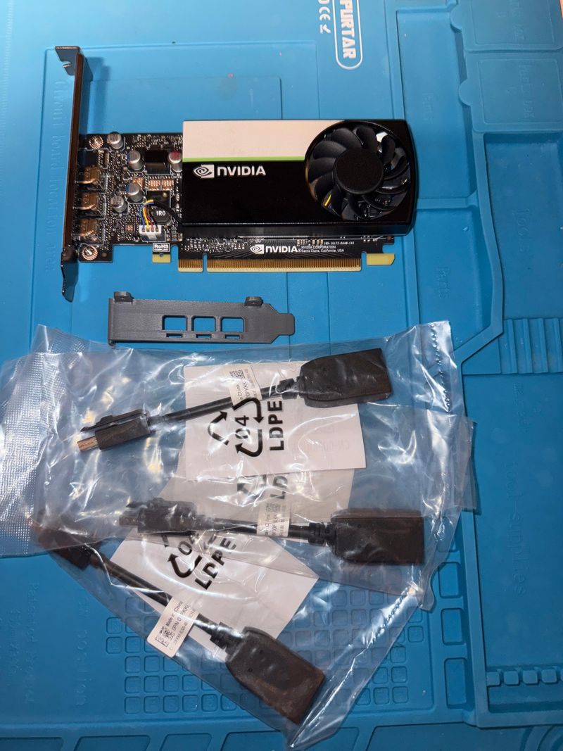 Tarjeta Gráfica Nvidia T400 4GB DDR6