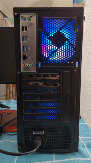 Ordenador Gaming AMD RX 580 32GB RAM PC-215