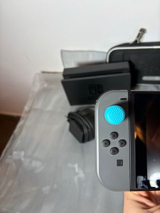 Nintendo Switch color Gris