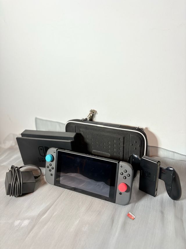 Nintendo Switch color Gris