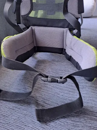 Mochila portabebés Deuter