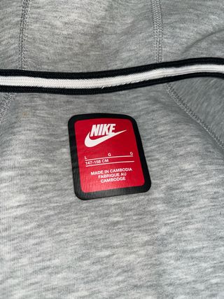 Sudadera Nike Tech Gris Niños talla L