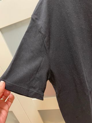 Camiseta Zara Negra con Estampado