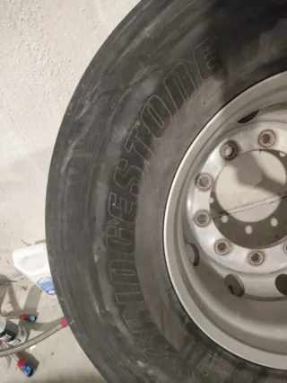 Llanta de Tráiler