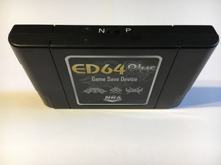 Cartucho ED64 Plus para Nintendo 64 + Memoria 16GB
