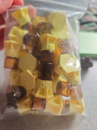 Lote 25 bebederos para hormigas ( mix 1 y 2 ml)