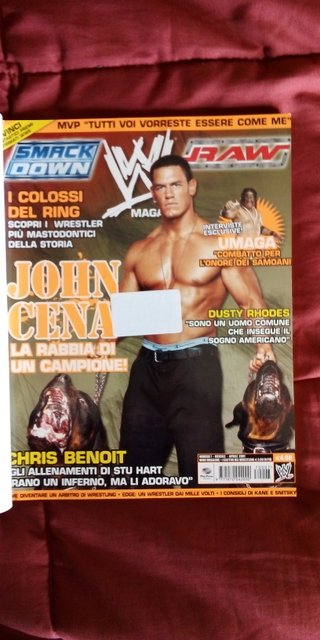 WWE Collection 3 volumi con 9 numeri WWE Magazine