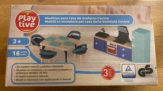 3 cajas Figuras y Muebles Casa Muñecas