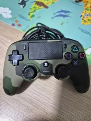 PS4 500GB + Mando NACON + FIFA 22